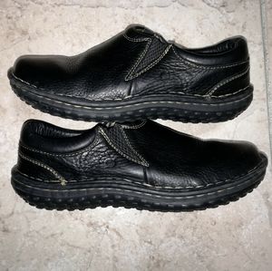 Born black leather walking comfort shoes size 7